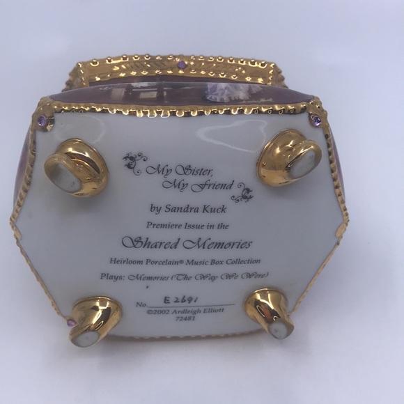 Shared Memories Jewelry Box Musical My Sister My Friend Sandra Kuck Pls Read - Picture 10 of 14